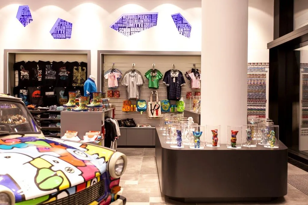 Berlin Souvenirs in Berlin-Alexanderplatz – Projektansicht 3