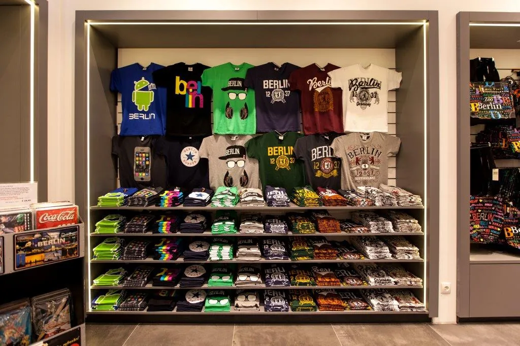 Berlin Souvenirs in Berlin-Alexanderplatz – Projektansicht 5